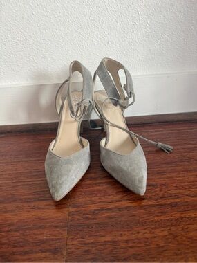 Vince Camuto Gray Suede Pointed-Toe Lace-Up Heels